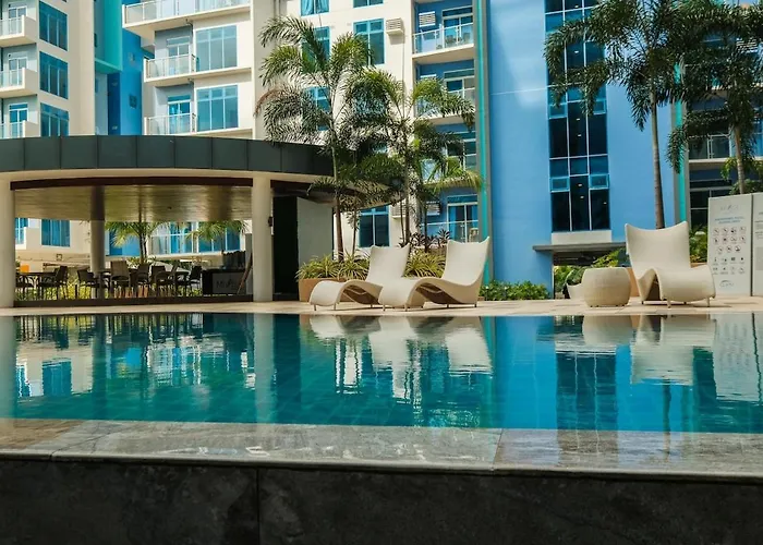 Apartment Luxury With Balcony & Swimming Pool Near It Park Cebu